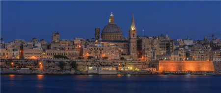 馬耳他首都瓦拉塔夜景